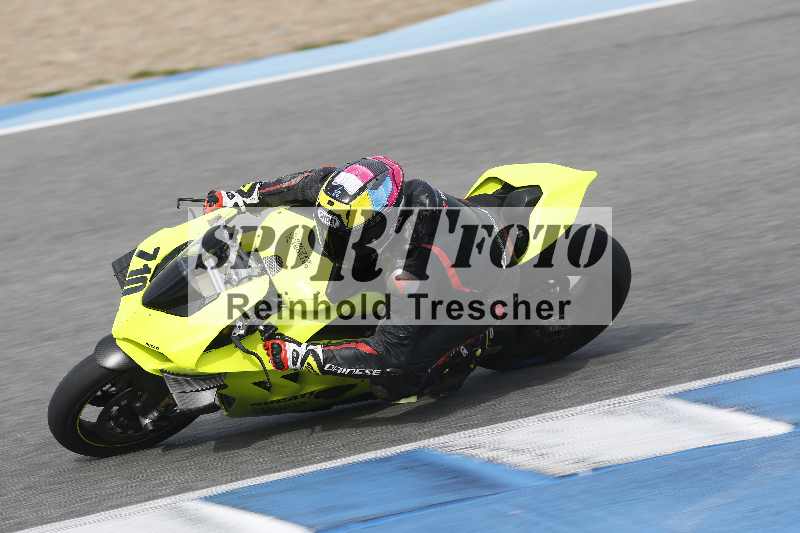 /Archiv-2024/01 26.-28.01.2024 Moto Center Thun Jerez/Gruppe schwarz-black/710